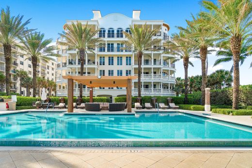 Residential complexes in Palm Beach Shores, Palm Beach