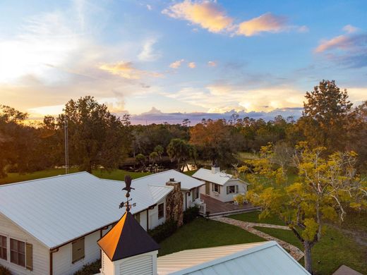 Вилла, Okeechobee, Okeechobee County