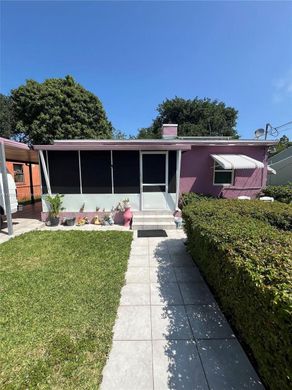 Villa - Miami Heights Trailer Park, Miami-Dade County