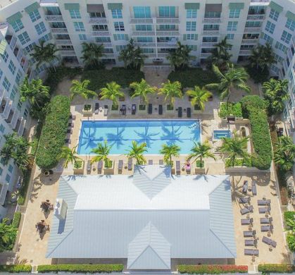 Residential complexes in West Palm Beach, Palm Beach