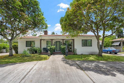 Villa in North Miami, Miami-Dade