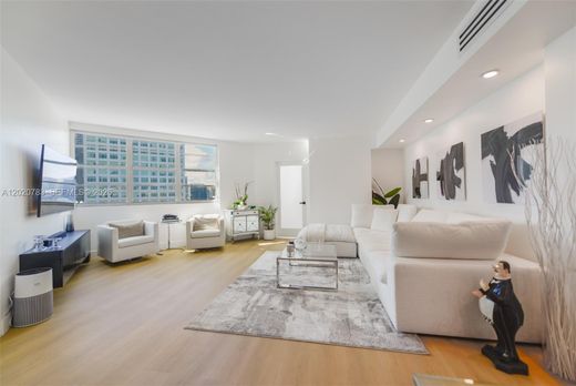 Complesso residenziale a Miami, Miami-Dade County