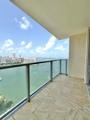 Komplex apartman Miami, Miami-Dade County