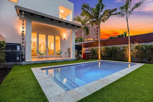 Townhouse in Miami, Miami-Dade