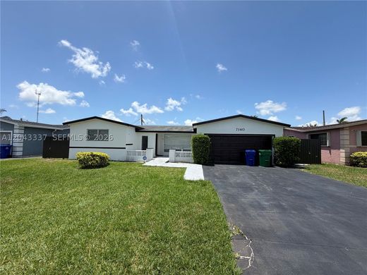 Villa in Miramar, Broward County