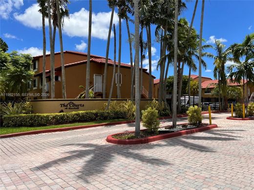 Complesso residenziale a Miami, Miami-Dade County