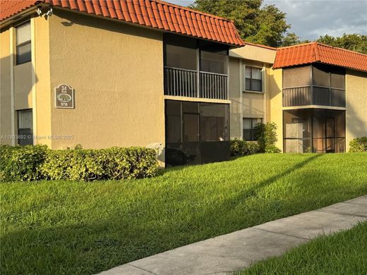 Complesso residenziale a Miami, Miami-Dade County