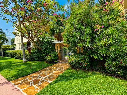 Complesso residenziale a Miami Beach, Miami-Dade County