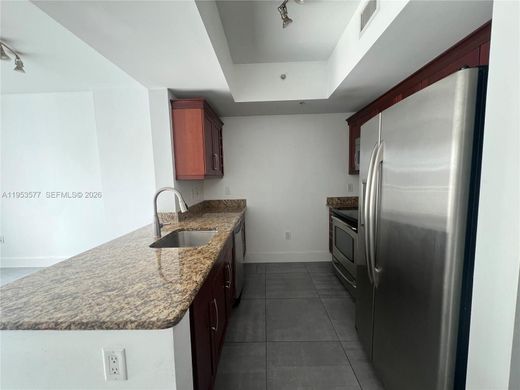 Residential complexes in Miami, Miami-Dade