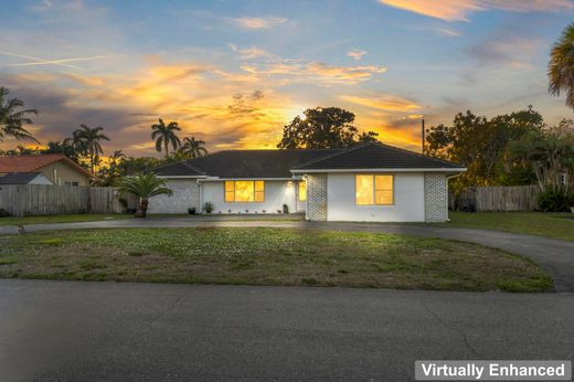 Villa in Lake Clarke Shores, Palm Beach