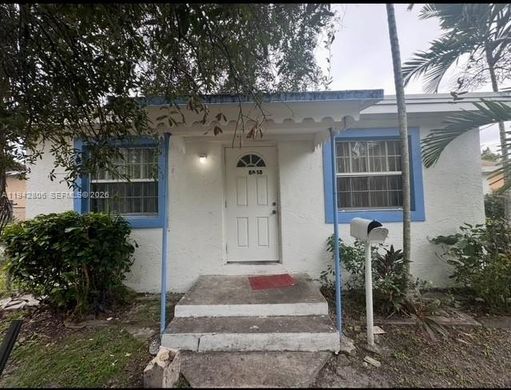 Villa in El Portal, Miami-Dade