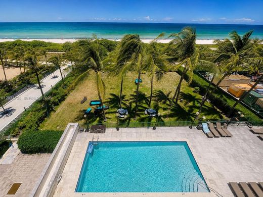 Residential complexes in Surfside, Miami-Dade