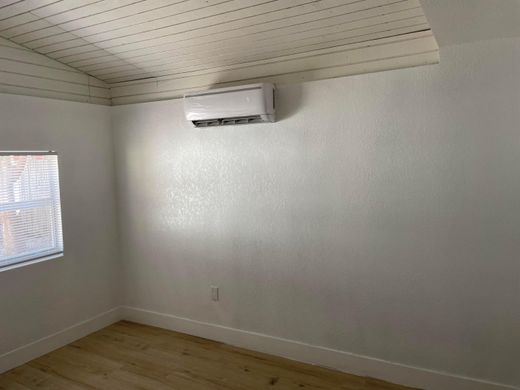 Residential complexes in Deerfield Beach, Broward County
