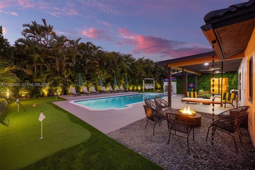 Villa in Coral Springs, Broward County