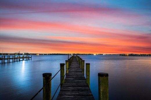 Willa w Stuart, Martin County