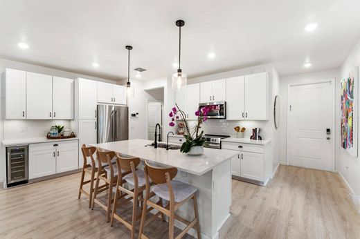 تاون هاوس ﻓﻲ West Palm Beach, Palm Beach County