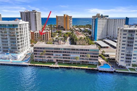 Residential complexes in Pompano Beach, Broward County