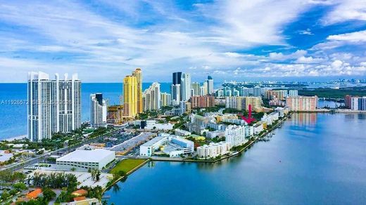 Residential complexes in Sunny Isles Beach, Miami-Dade