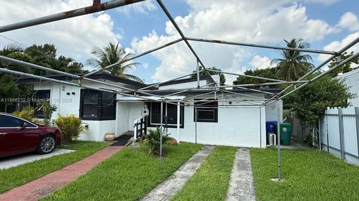 Villa en Miami Heights Trailer Park, Miami-Dade County