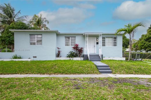 Villa en North Miami Beach, Miami-Dade County
