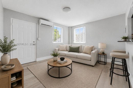Komplex apartman South Miami, Miami-Dade County