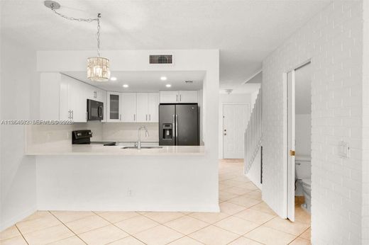 Townhouse in Davie, Broward County
