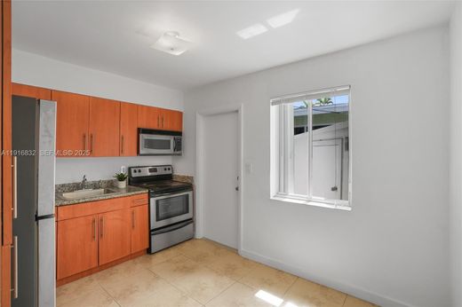 Appartementencomplex in Hallandale Beach, Broward County