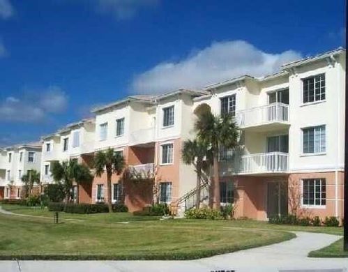 Residential complexes in Palm Beach Gardens, Palm Beach