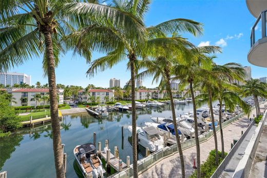 Wohnkomplexe in Aventura, Miami-Dade County