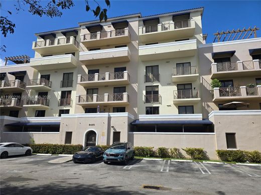 Residential complexes in Miami, Miami-Dade