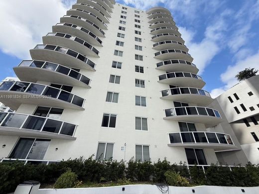 Residential complexes in Miami, Miami-Dade