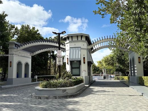 Sunny Isles Beach, Miami-Dade Countyのタウンハウス