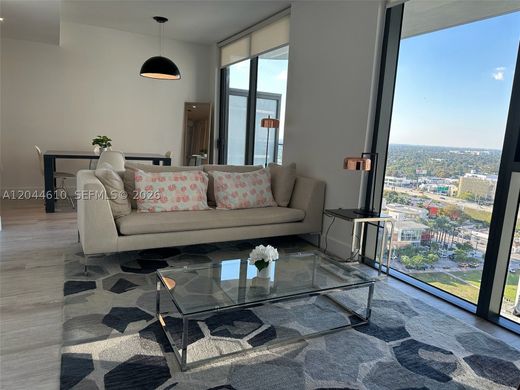 Residential complexes in Miami, Miami-Dade