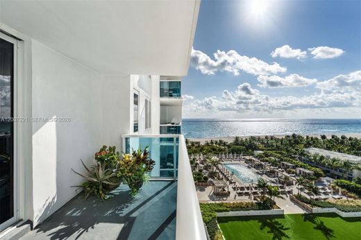 Residential complexes in Miami Beach, Miami-Dade