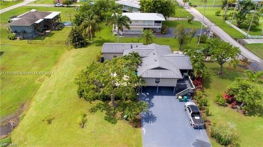 Villa in Everglades City, Collier County