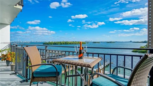 Komplex apartman Miami, Miami-Dade County