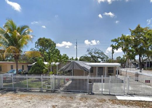Villa en North Miami, Miami-Dade County