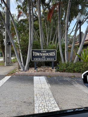 Residential complexes in Hollywood, Broward County