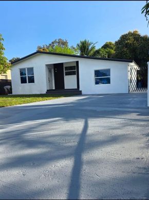Villa in North Miami, Miami-Dade