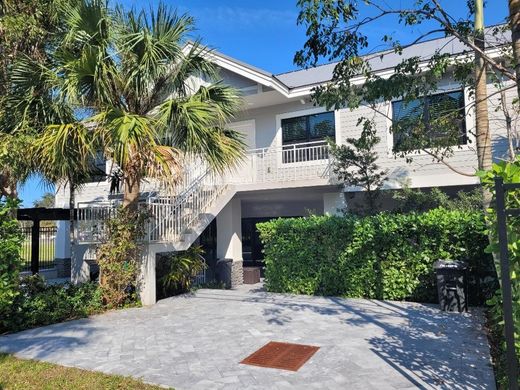 Residential complexes in Hobe Sound, Martin County