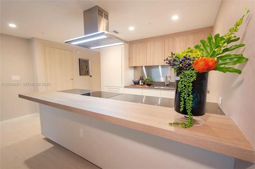 Residential complexes in Miami, Miami-Dade