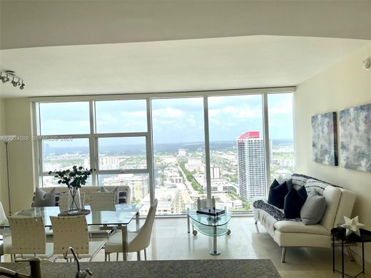 Жилой комплекс, Hallandale Beach, Broward County