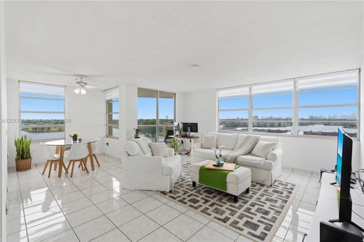 Residential complexes in Miami, Miami-Dade