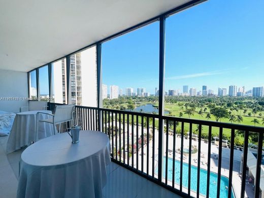 Residential complexes in Aventura, Miami-Dade