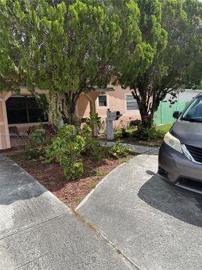 Villa in Margate Estates, Broward County