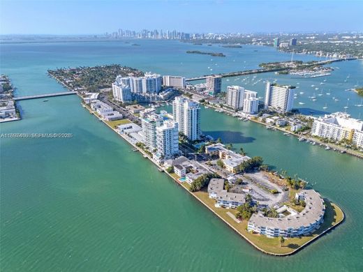 Residential complexes in North Bay Village, Miami-Dade