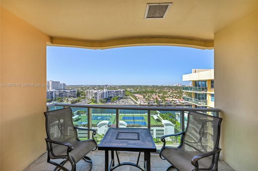 Residential complexes in Hollywood, Broward County