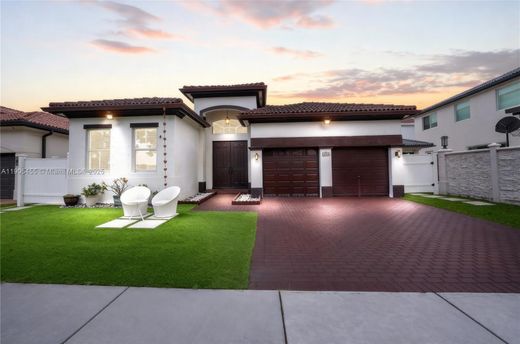 Villa Hialeah, Miami-Dade County