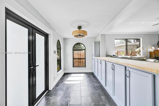 Villa in Hollywood, Broward County