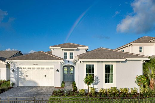 Willa w The Acreage, Palm Beach County